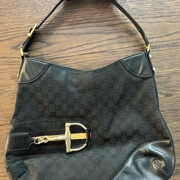 Gucci Hassler Hobo Bag - Picture 4 of 13